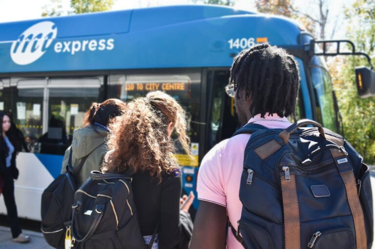 Overcrowded buses and a reduced schedule a concern for UTM commuters As MiWay services become unreliable, the UTMSU lobbies for action against the transit provider and the UTM administration to improve bus services for students.