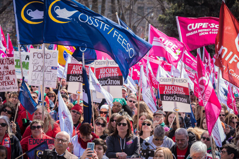 Ontario education workers are asking: pay raise or strike? Increasing tension between the provincial government and education workers over low wages on the brink of escalation. 