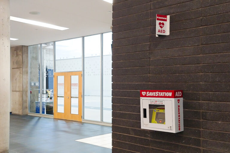 What’s ECSpeRT? UTM’s response team seeks to promote student awareness for greater campus health and safety Knowing where AEDs are located and how to use them can help limit sudden cardiac death in school communities. 