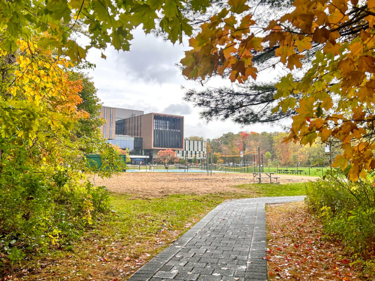 Films and TV shows filmed at the University of Toronto Mississauga If you’re on campus, you might be able to spot some familiar faces and places in the backgrounds of these eight productions.