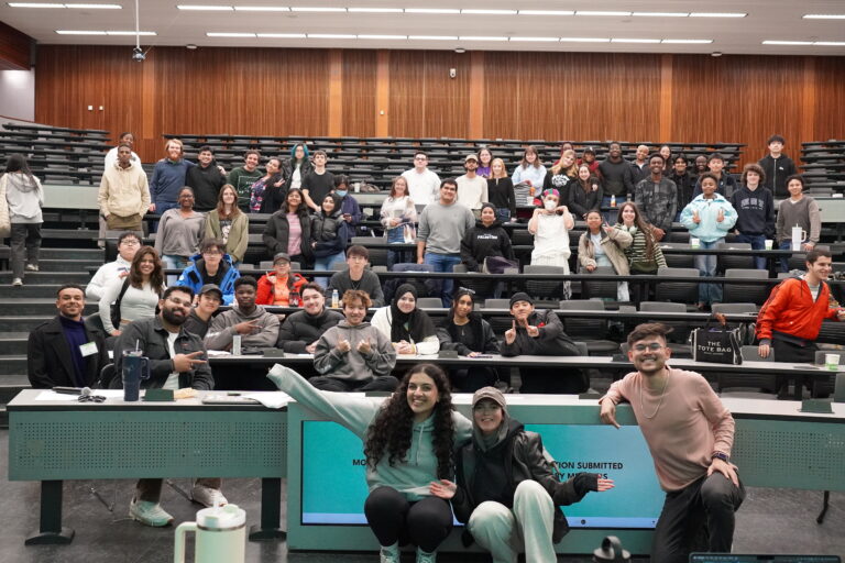 One motion passed, others deferred for future discussion at UTMSU meeting : The University of Toronto Mississauga Students’ Union discussed various issues and achievements at their yearly meeting, including the U-Pass program and extension of the credit/no credit option.